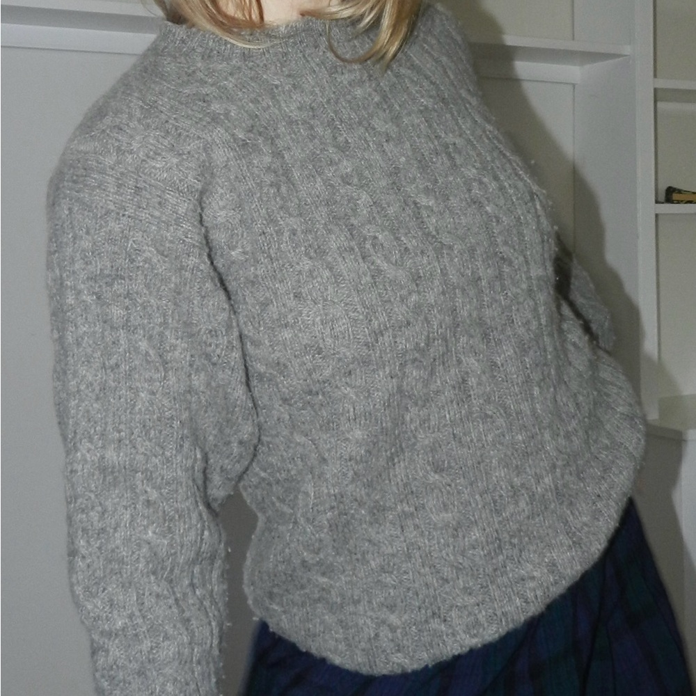 wool cableknit
